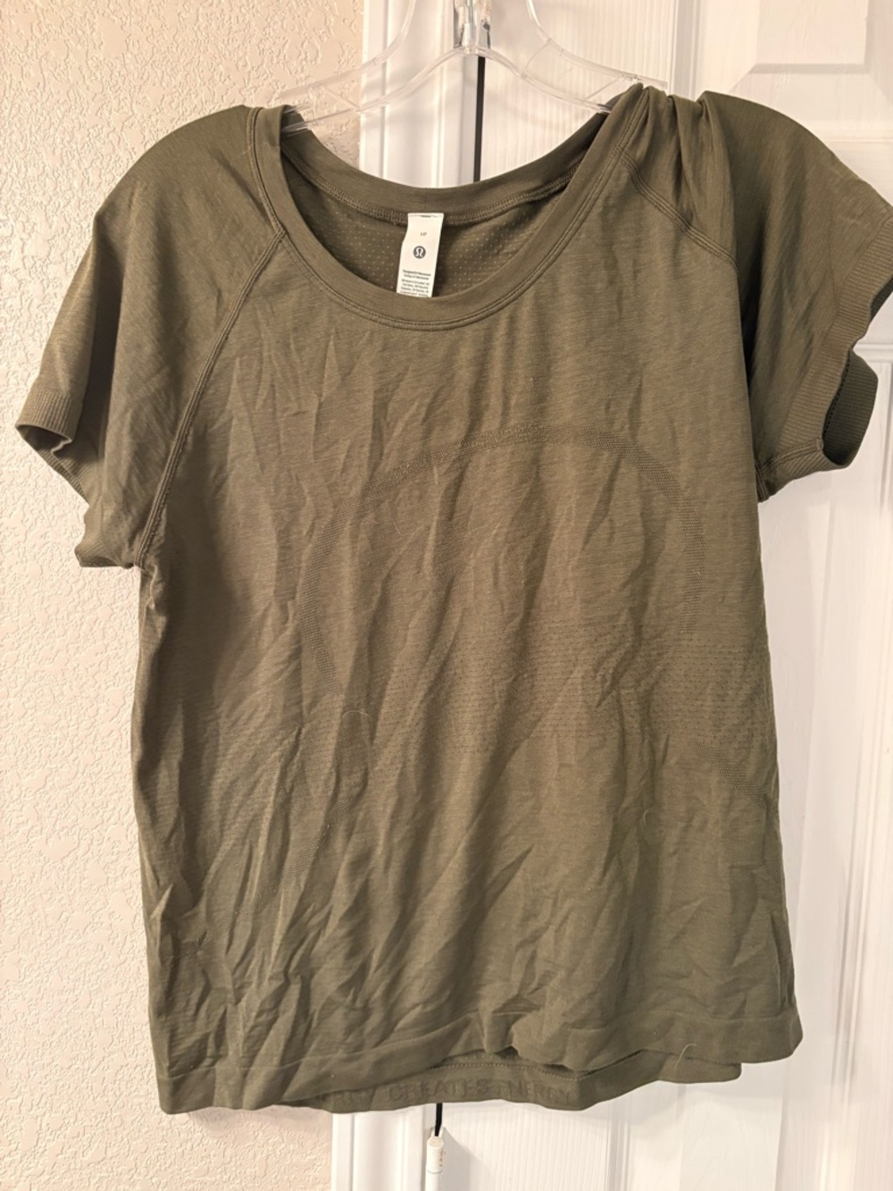 lululemon athletica Olive Green Short Sleeve Crewneck Tee